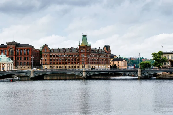 Cityscape και προκυμαία της Στοκχόλμης στη Σουηδία — Φωτογραφία Αρχείου