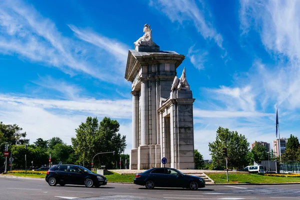 Puerta di San Vicente nel centro di Madrid — Foto Stock