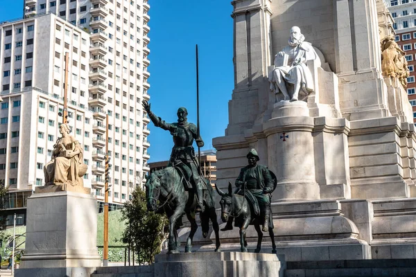 Plaza de Espana lub Plac Hiszpanii w Madrycie — Zdjęcie stockowe