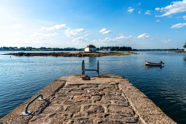 Pequeña Isla Con Una Casa Campo Río Etel Isla Saint —  Fotos de Stock