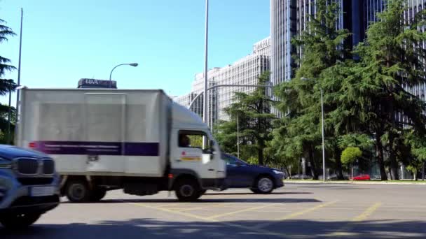 Madrid Spain September 2021 Street Scene Heavy Vehicle Traffic Castellana — Stock Video
