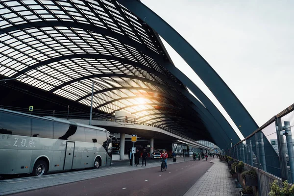 Amsterdam Niederlande Mai 2022 Hauptbahnhof Bei Sonnenuntergang — Stockfoto