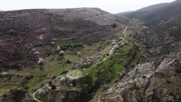 Veduta Aerea Del Vecchio Borgo Medievale Patones Nella Catena Montuosa — Video Stock