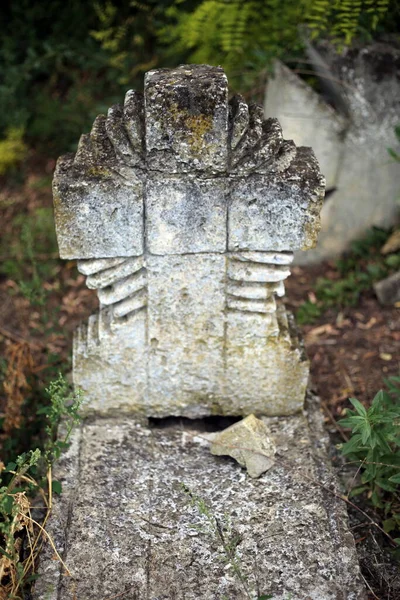 Vecchie Croci Monumenti Nel Cimitero Tombe Sconosciute — Foto Stock