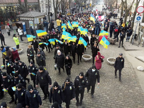 Odessa Ukraina Februari 2022 Enhetsdagen Ukraina Människor Bär Enorm Flagga — Stockfoto