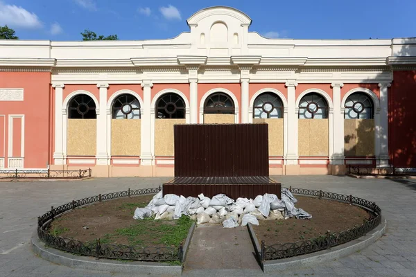 Odessa Ucrania Mayo 2022Fuente Escultura Juventud Estructuras Protectoras Debido Posible — Foto de Stock