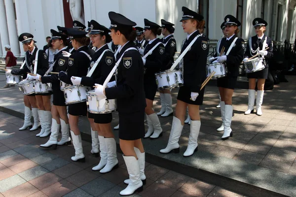 Οδησσός Ουκρανία Ιούνιος 2021 Ορχήστρα Της Αστυνομίας Ενεργεί Αστυνομία Κοριτσιών — Φωτογραφία Αρχείου