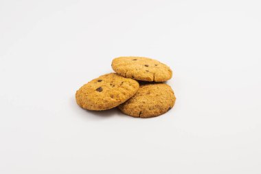 Beyaz arka planda vejetaryen pastası.