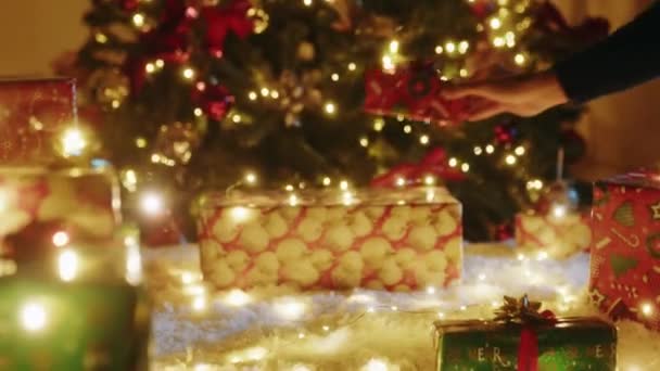 Karácsonyfa Házban — Stock videók
