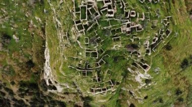 Calabria, Güney İtalya 'da terk edilmiş Brancaleone kasabası