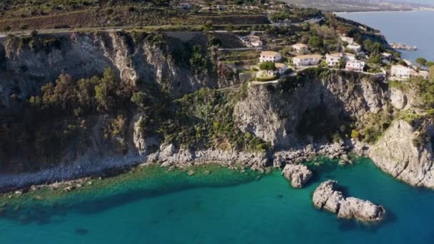Pietragrande Cliff vicino a Montauro città, Calabria Sud Italia — Video Stock