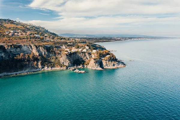 Pietragrande Cliff in der Nähe der Stadt Montauro, Kalabrien Süditalien — Stockfoto