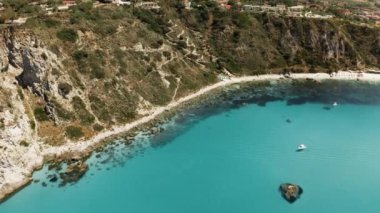 Calabria 'daki Capo Vaticano' ya geçiyoruz. Hava atışı