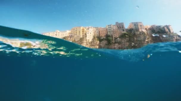 カラブリアのトロピーの海で水中 静的撮影 — ストック動画