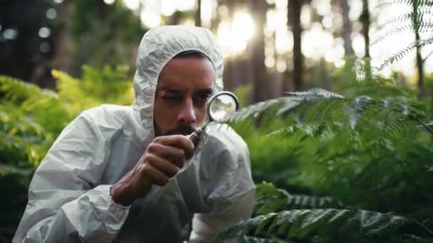 Microbiologist Checks Plants Mountains — Vídeo de stock