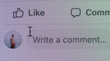 Popüler sosyal medya hakkında bir yorum yaz.