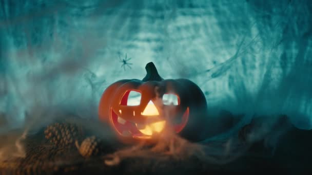 Calabaza Halloween Con Telaraña Fondo Miedo — Vídeo de stock