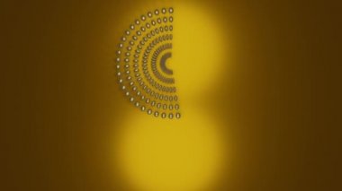 Altın ışıklı arka planda altın boncuklar dekoratif lüks bir çerçeve oluşturur. Metin yerleştirmek için uygun soyut canlandırılmış arkaplan. 3 boyutlu animasyon, hareket grafikleri. Lüks giriş animasyonu.