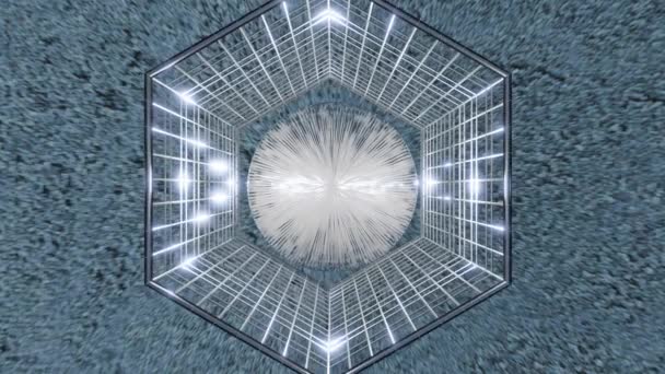 Абстрактний срібний об'єкт, зроблений з блискучого дроту з яскраво вираженими відбиттями світлових підходів, створює враження квітки, потім темніє, а його зовнішній вигляд нагадує промені в просторі. Сюрреалістичне відео — стокове відео