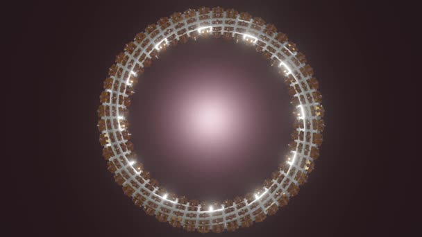 Elegantní stříbrný kulatý rám s rubíny na tmavomodrém pozadí, vytvářející odrazy uprostřed rámu proměnlivé intenzity osvětlení — Stock video