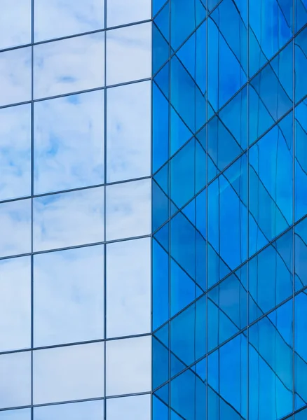 Mimari detay Modern cam cephe arka plan mavi tonu
