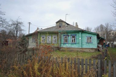 VLADIMIR, RUSSIA - NOVEMBER 3, 2021: old wooden residential building in Bogolyubovo