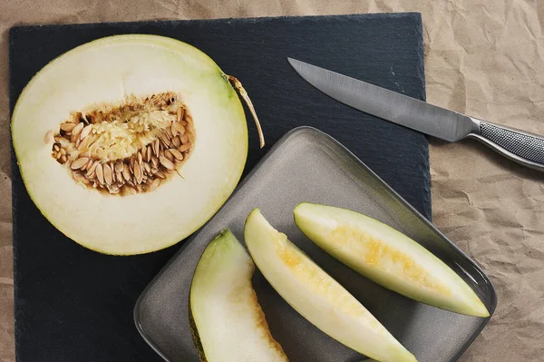 Yellow Melon Cut Knife Melon Slices Top View Flat Lay — Stockfoto