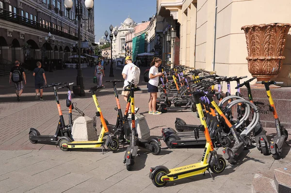 Moscow Russia July 2021 Parking Electric Scooters Old Arbat Moscow —  Fotos de Stock