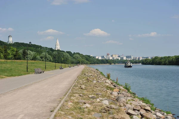 View Embankment Moskva River Kolomenskoye Park Moscow — Photo