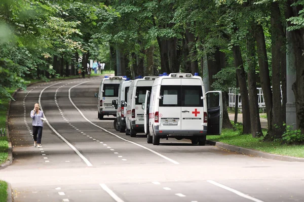 Moscow Russia July 2021 Ambulances Duty Sokolniki Park Moscow — Stock Photo, Image