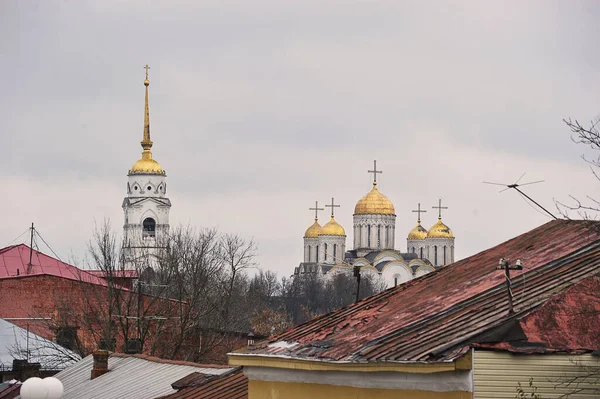 Vladimir Russia November 2021 View Assumption Cathedral Background Old Roofs — 图库照片#