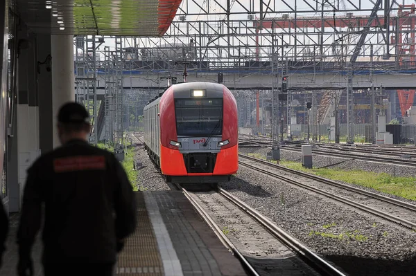 Moscow Russia June 2021 Lastochka Train Moscow Metro Arrives Vladykino — стоковое фото