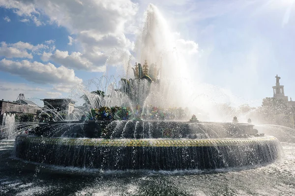 Moscow Russia June 2021 Stone Flower Fountain Vdnh Park Moscow — Stockfoto