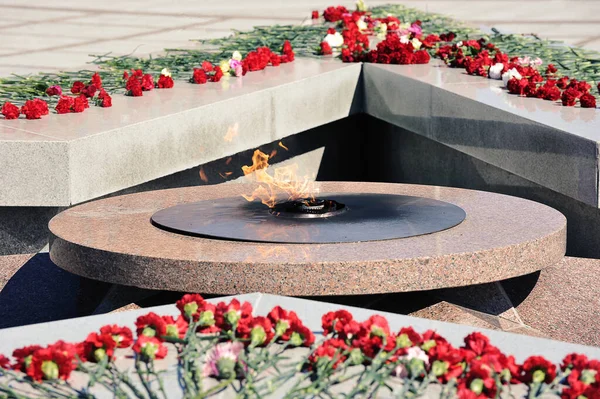 Eternal Flame Flowers Monument Dedicated Victory Day May Petersburg Russia — Stock Photo, Image