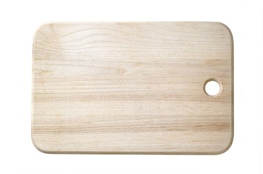 Tahta bej kesme tahtası beyaz arka planda izole edilmiş. El yapımı doğal malzeme pişirme ekipmanı. Üst Görünüm.