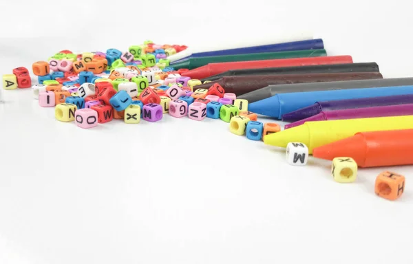 Bambini Colorati Pastello Bastoni Piccoli Blocchi Plastica Colorati Con Alfabeto — Foto Stock