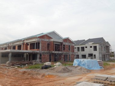 Seremban, Malezya - Eylül 23, 2017: Seremban, Malezya 'da çift katlı lüks teras inşaatı devam ediyor.  