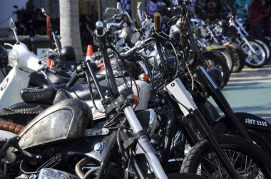 KUALA LUMPUR, MALAYSIA - 29 Temmuz 2017: Harley Davidson 'ın çeşitli tasarımları motor ön kolu ve tasarımı. Bazıları kendi yaratıcılığını kullanarak sahibinin özel yapımıdır.. 