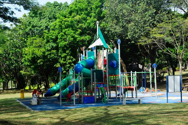 Селангор Малайзия Февраль 2016 Детская Открытая Игровая Площадка Общественном Парке — стоковое фото
