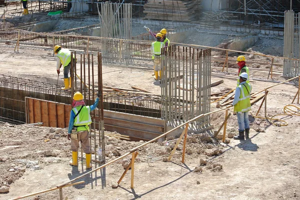 Johor Malaysia April 2016 Group Construction Workers Working Construction Site — Stock Photo, Image