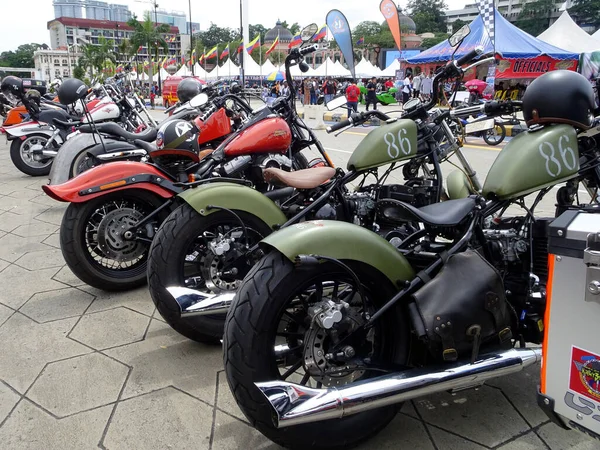 Selangor Malásia Março 2021 Pneus Motocicleta Feitos Borracha Qualidade Pneus — Fotografia de Stock
