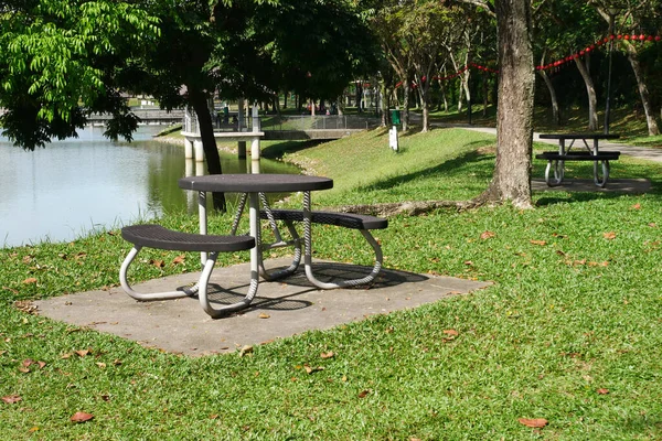 Melaka Malaysia March 2021 장소와 공원에 벤치가 건설되었다 피로를 해소하거나 — 스톡 사진