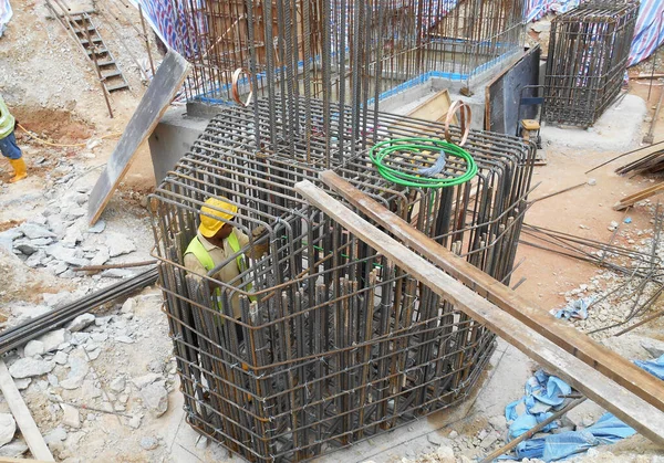 Selangor Malaysia Juli 2021 Auf Der Baustelle Werden Betonpfahldeckel Und — Stockfoto