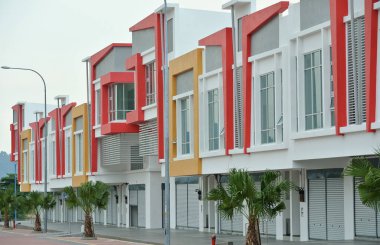 Seremban, Malezya - 25 Ocak 2017: 2 katlı teras mağazası Seremban, Malezya 'da hazır. Çağdaş modern tasarım bu perade için geçerlidir. 