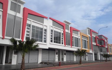 Seremban, Malezya - 25 Ocak 2017: 2 katlı teras mağazası Seremban, Malezya 'da hazır. Çağdaş modern tasarım bu perade için geçerlidir. 