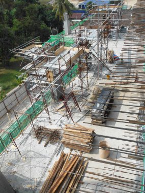 MALACCA, MALAYSIA -AĞUSTOS 24 AĞUSTOS: Malacca, Malezya 'da gündüz vakti inşaat çalışmaları sürüyor. Günlük etkinlik devam ediyor. 