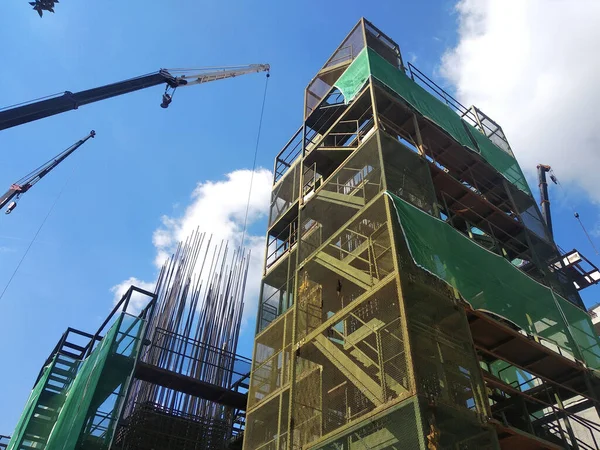 Melaka Malaysia July 2022 Installation Temporary Scaffolding Construction Tall Concrete — Stock Fotó