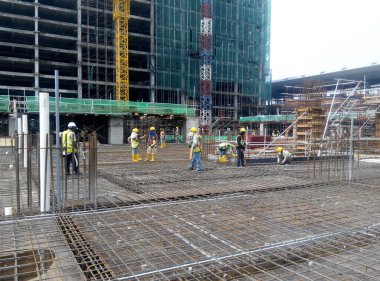 Malacca, Malaysia-13 Haziran 2016: şantiye gündüz sırasında Malacca, Malaysia, sürüyor. Günlük aktivite devam ediyor. 