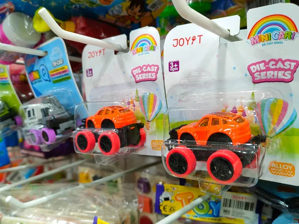 Johor Malaysia Lipiec 2022 Zabawki Dla Dzieci Wieszane Wystawiane Sprzedaż — Zdjęcie stockowe