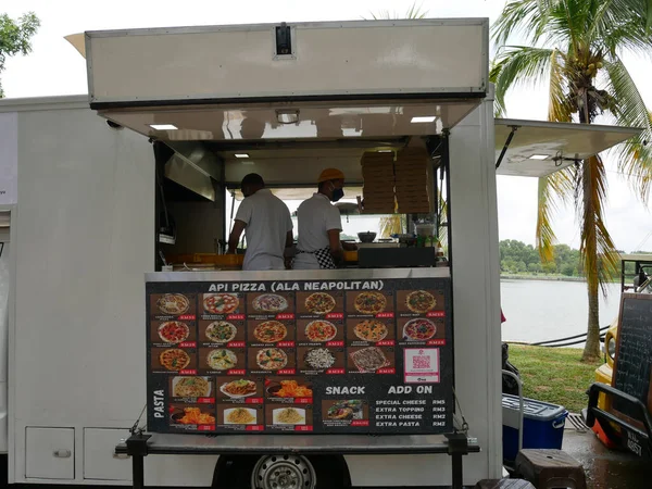 Melaka Malaysia April 2022 Food Vendors Use Food Trucks Sell — Stock Photo, Image